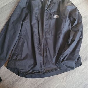 Mountain hardwear rain jacket